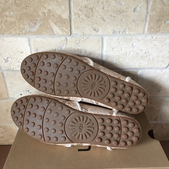 UGG Slippers Loafers Moccasins Flats - Picture 7 of 7